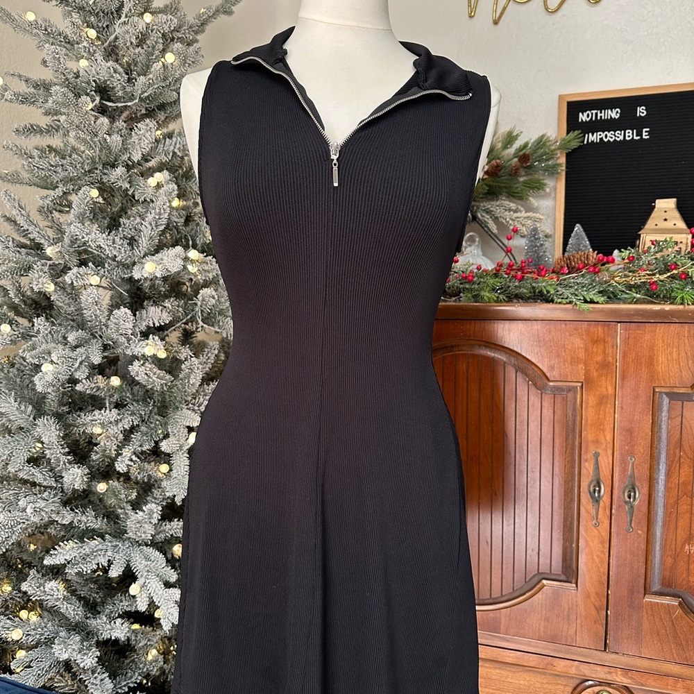 Zara Ribbed Sleeveless Zip Mini Dress -
Size L